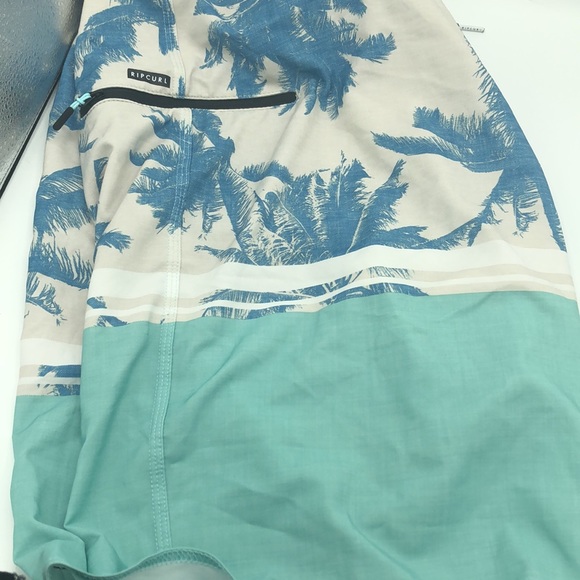 RIPCURL Mirage Flyin Hawaiian Board Short Men’s 38 - Picture 4 of 10